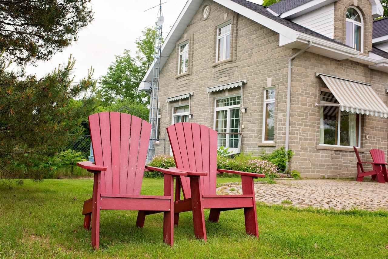 Rock Hill Bed & Breakfast Sharbot Lake Экстерьер фото